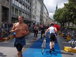 Triathlon Hamburg 211